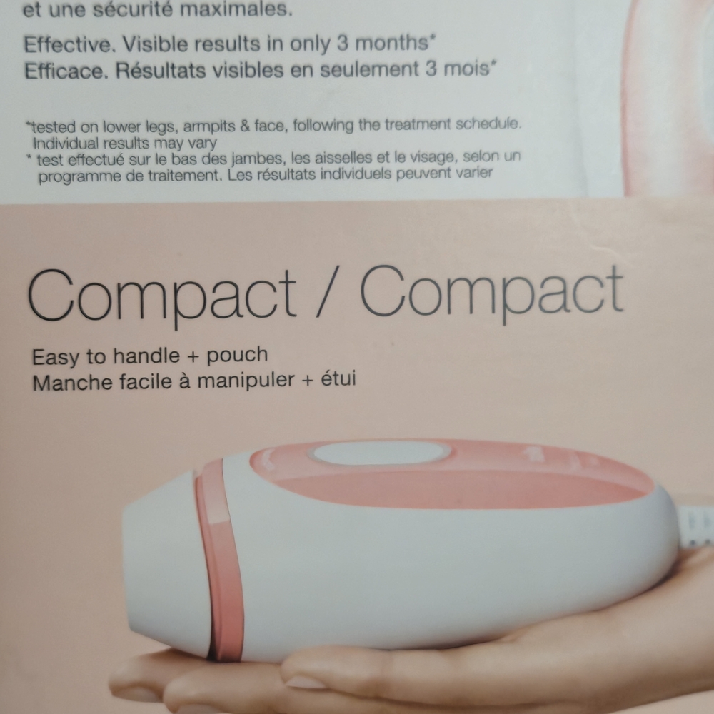 VENUS Silk-expert Mini IPL Hair Removal Device Pink and White - Picture 6 of 9